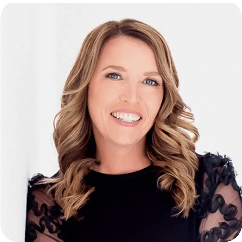 Portrait of Michelle Graham, MSW, RSW, therapist at Ian Robertson Therapy Group.